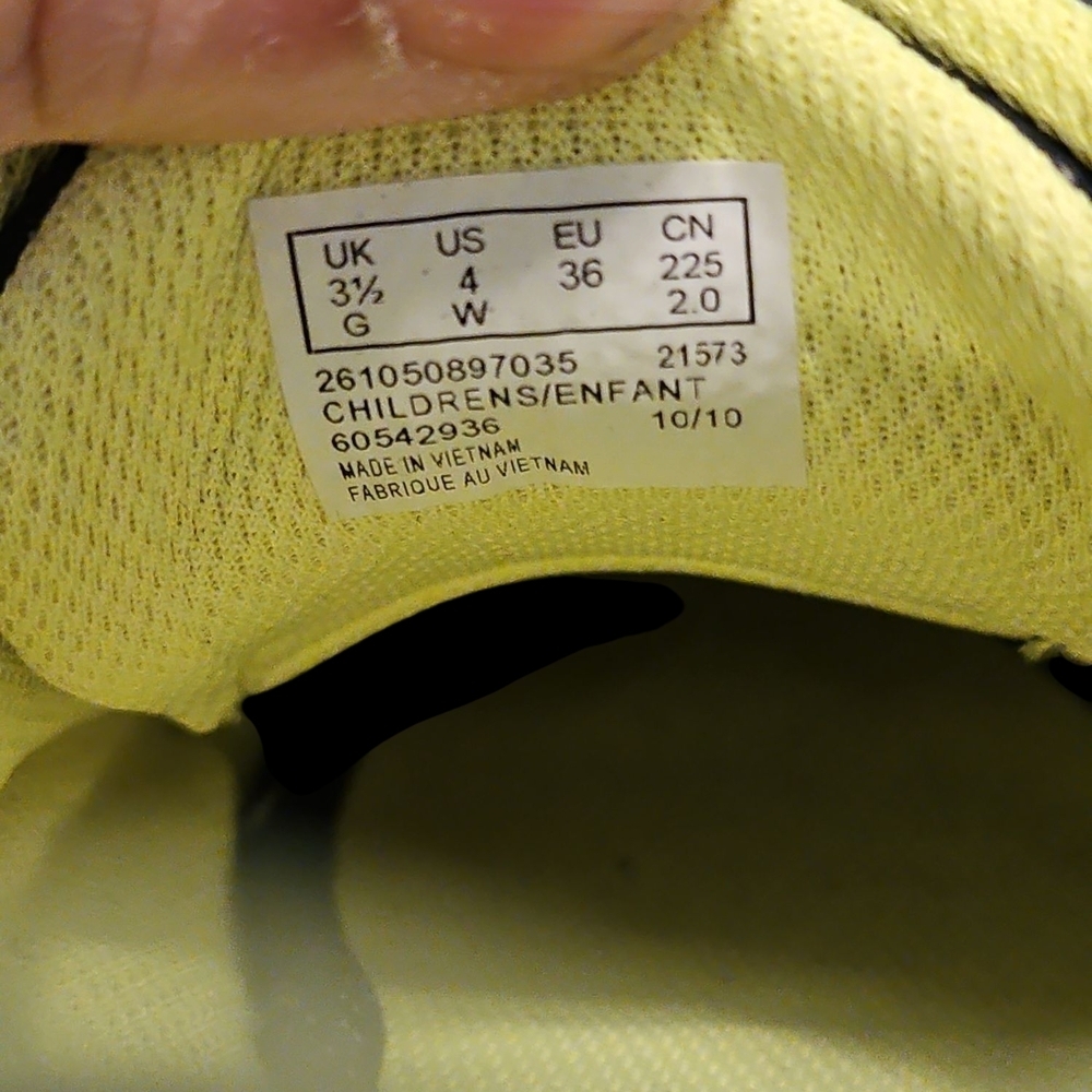 Clarks Navy/Neon Yellow Shoes - Picture 5 of 6